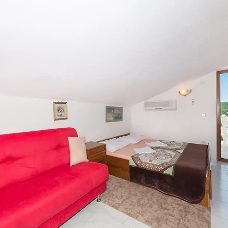 Levanda Apartment Trogir