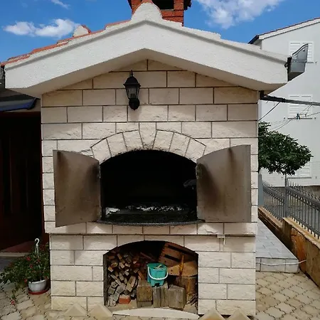 Apartment Levanda Trogir
